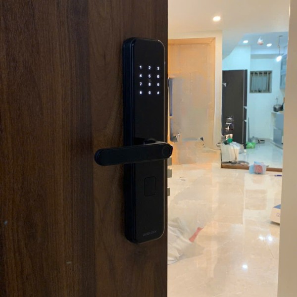 Khóa cửa vân tay Avolock AV65 R