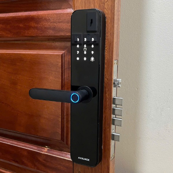 Khóa cửa vân tay Avolock AV68 app wifi