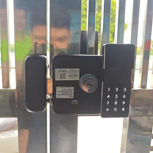 Khóa vân tay cửa cổng Faster FSM02 - 5 cách mở, mặt kính chống xước, BH 2 năm - thông số kỹ thuật