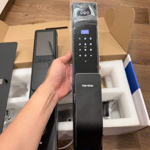 Khóa cửa vân tay Kardos GF18 nhận diện khuôn mặt và lòng bàn tay - thông số kỹ thuật
