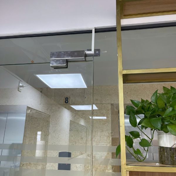 Bộ khóa kiểm soát ra vào cửa kính HTS-TT5-CTA cho văn phòng - mặt sau