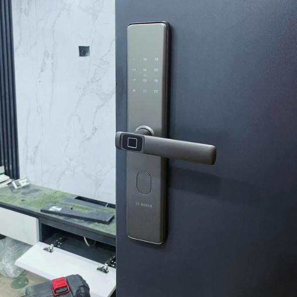Khóa cửa vân tay Bosch ID30
