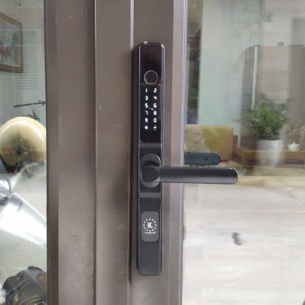 Khóa cửa nhôm Kassler KL 68 BL