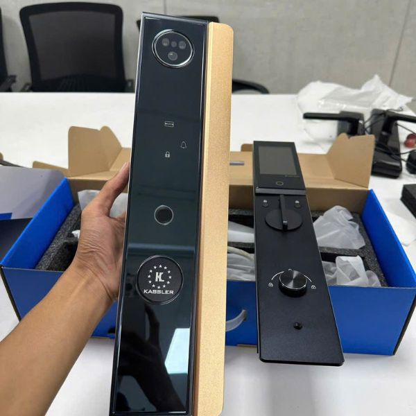 Khóa cửa vân tay KL808 CNC face 3D