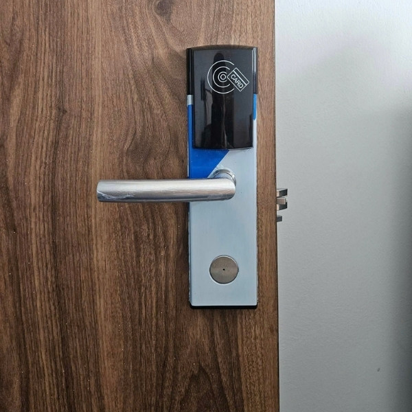 Khóa cửa khách sạn KS105