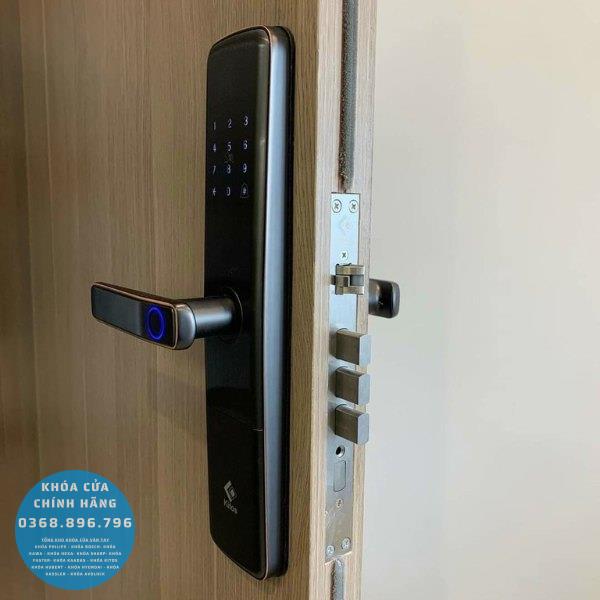 Khóa cửa vân tay Kitos KT G900 Pro