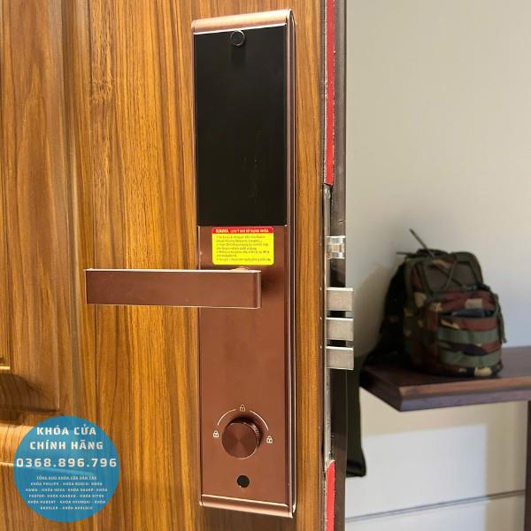 Khóa cửa vân tay Kawa K609 CNC