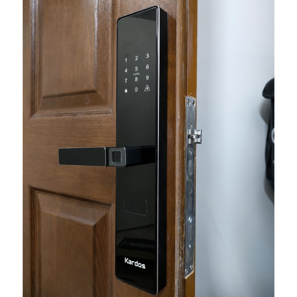 Khóa cửa vân tay Kardos SmartLock Q5 CNC Đen - mặt sau
