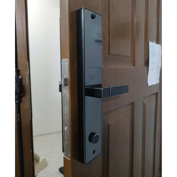 Khóa cửa vân tay Kardos SmartLock Q5 CNC Đen - phụ kiện