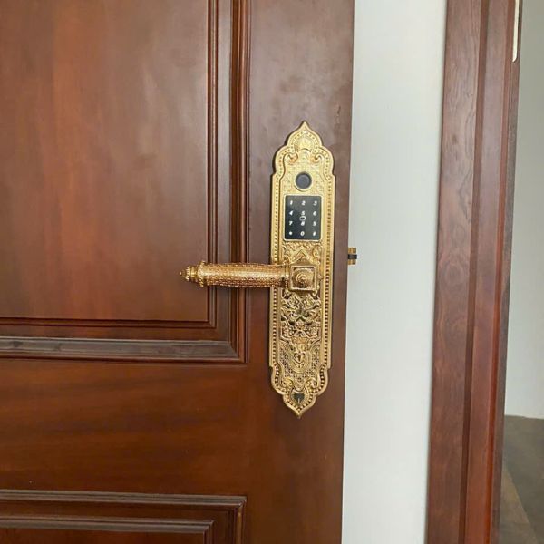 Khóa cửa vân tay Kardos SmartLock Villa 799 - phụ kiện