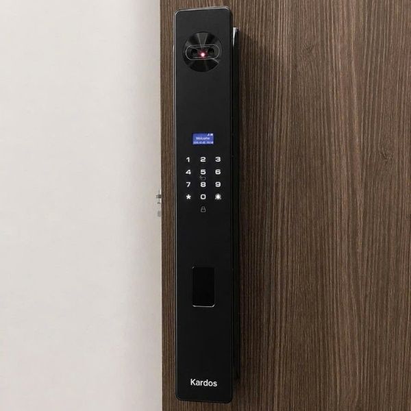 Khóa cửa vân tay Kardos SmartLock X5 Pro Face ID 3D - lắp đặt thực tế
